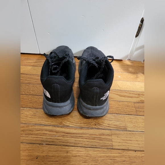 North Face Vectiv Trail Runners Size 8 - Picture 3 of 5